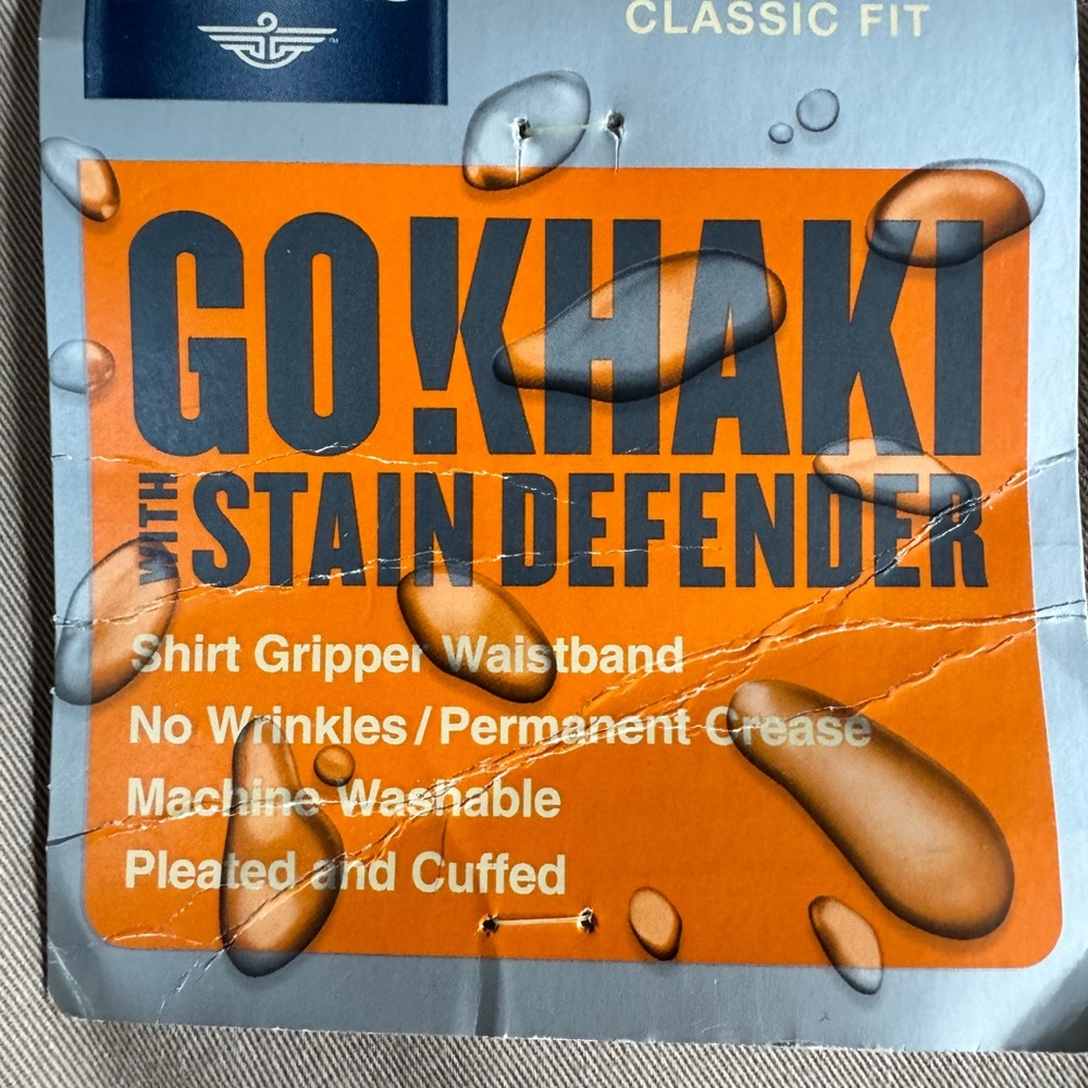 NWT Mens Dockers Classic Fit Stain Defender 33x30 Khaki - Picture 2 of 8